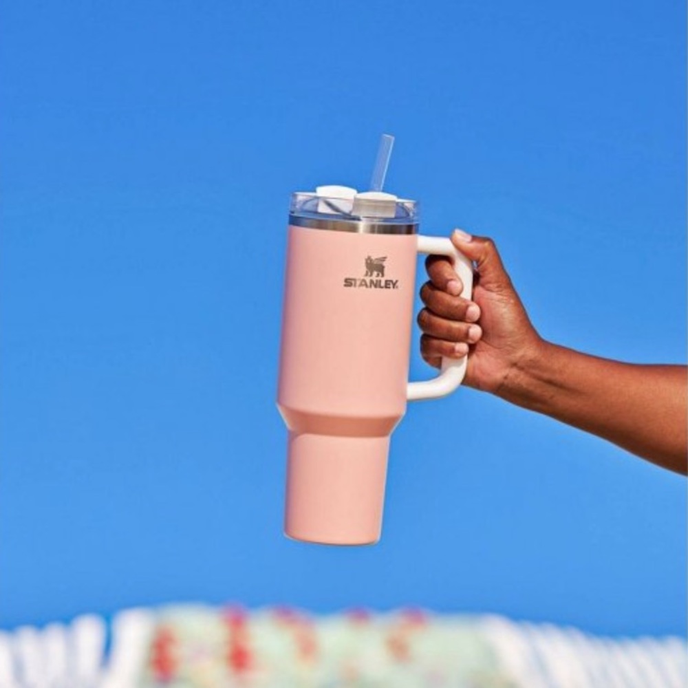 Stanley 40 oz tumbler limited edition target color peach - Picture 4 of 7